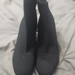 Seven Dials Black Textured Ankle Booties